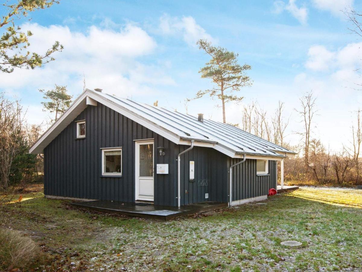 8 Person Holiday Home In 그레나 외부 사진